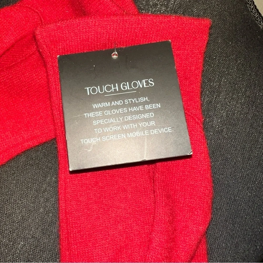Cynthia Rowley New York Women’s Fire Engine Red Touch Gloves NWT Size Medium